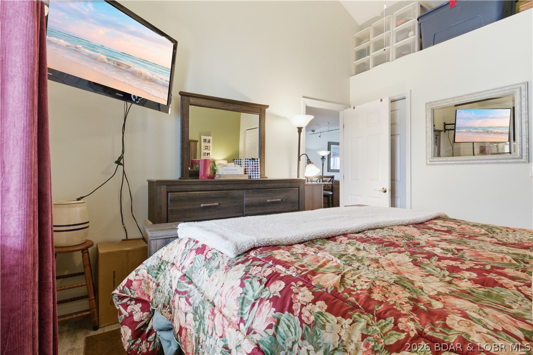 Cedar Heights Condominium - Residential