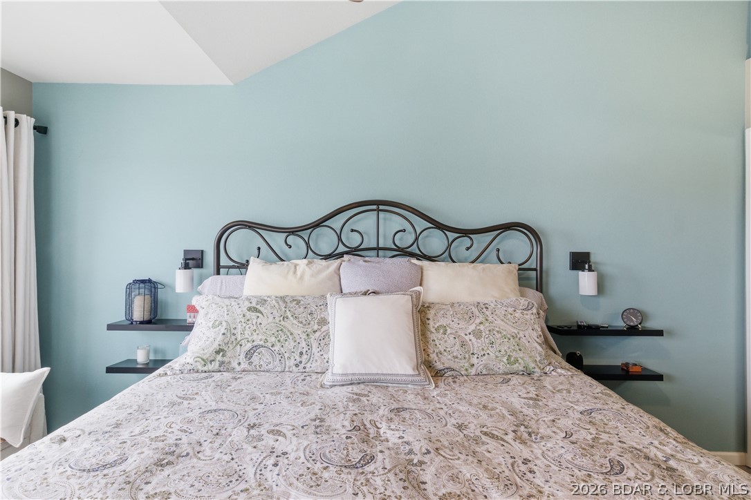 Cedar Heights Condominium - Residential