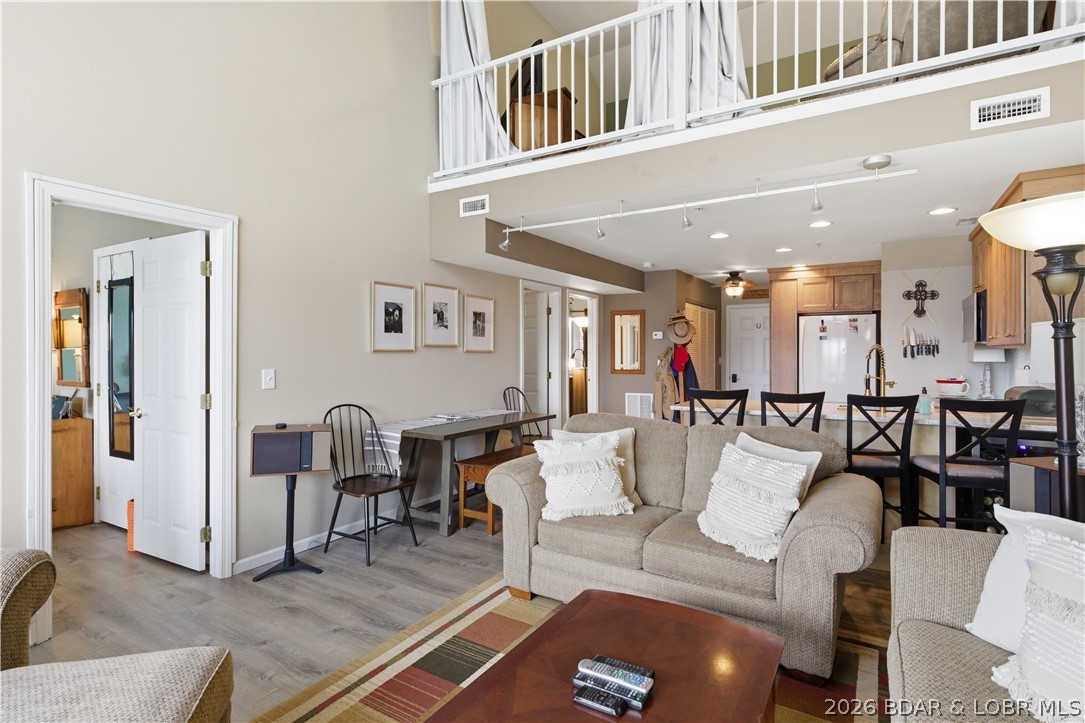 Cedar Heights Condominium - Residential