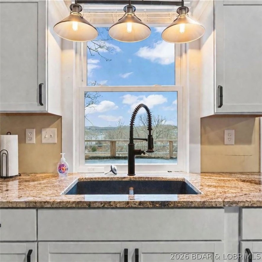 Admirals Point - Residential