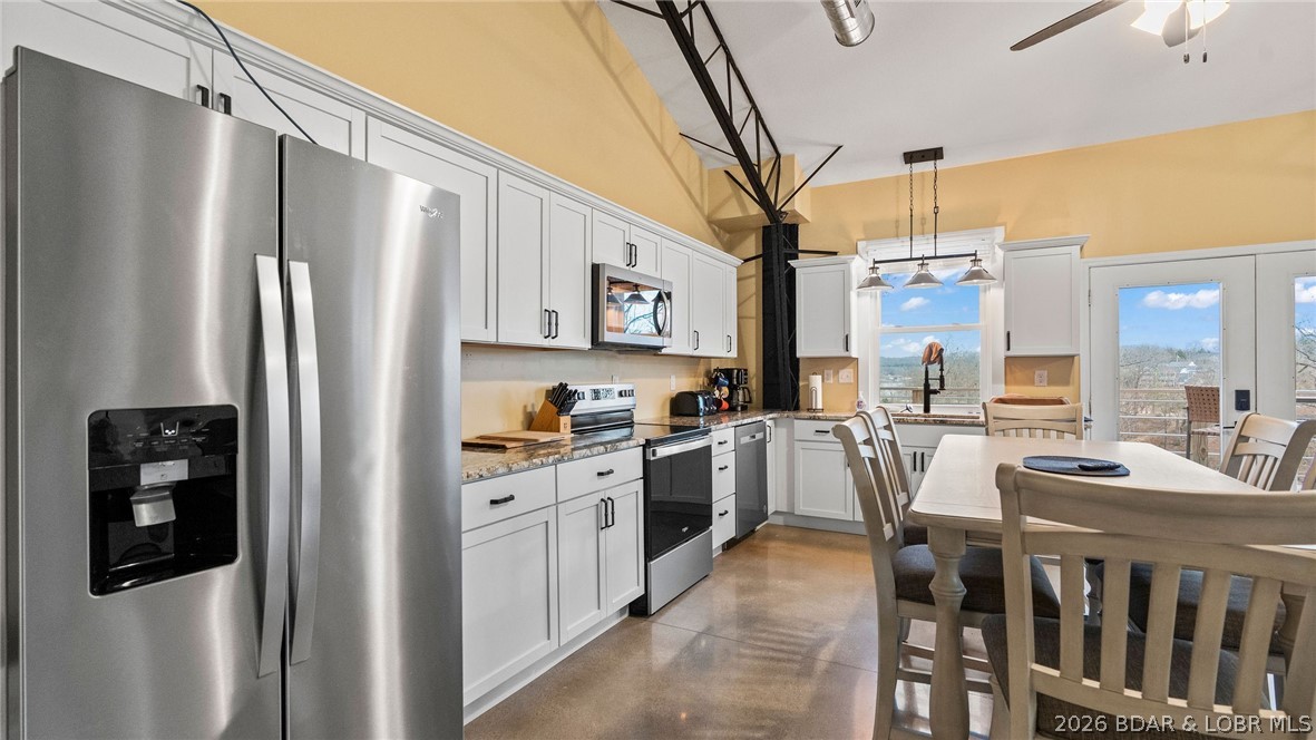 Admirals Point - Residential