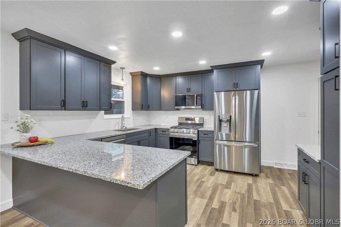 El Donna - Residential