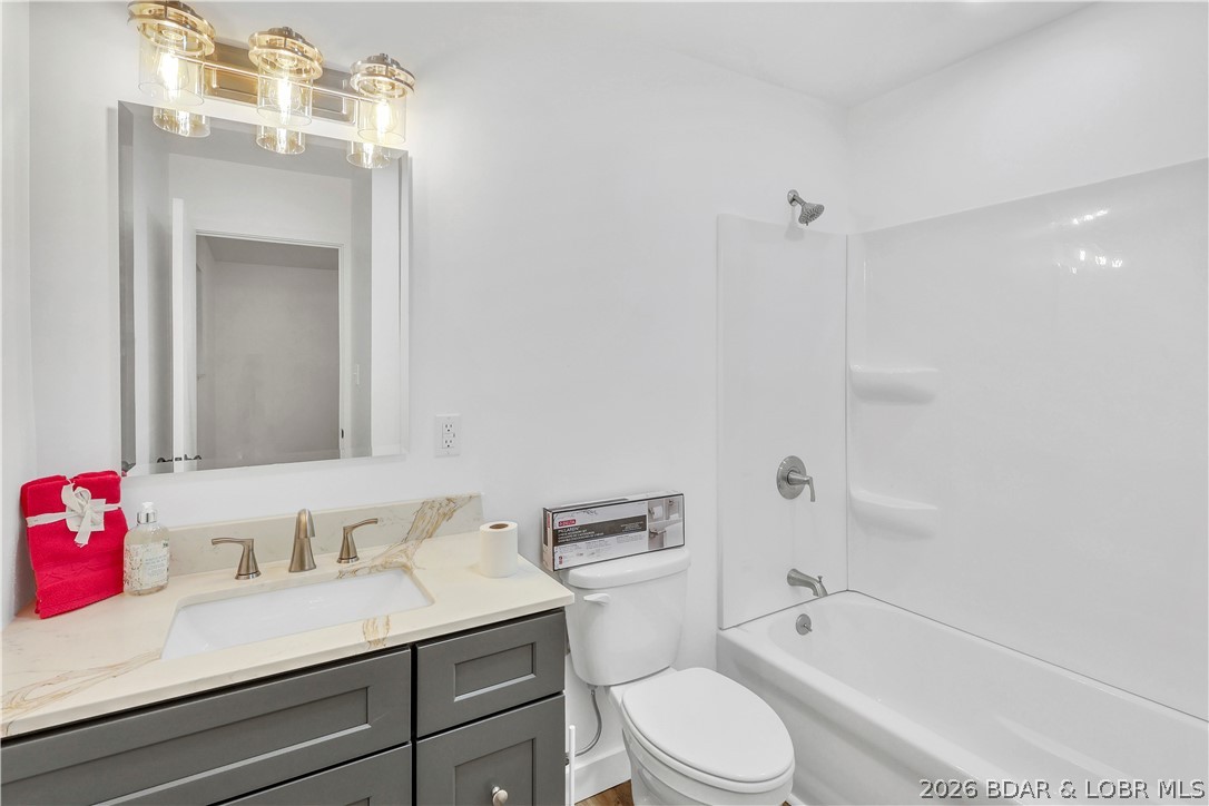 El Donna - Residential