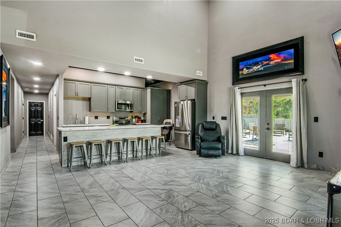 Linn Creek, Missouri 65052, United States, 4 Bedrooms Bedrooms, ,4 BathroomsBathrooms,Residential,Active,161250