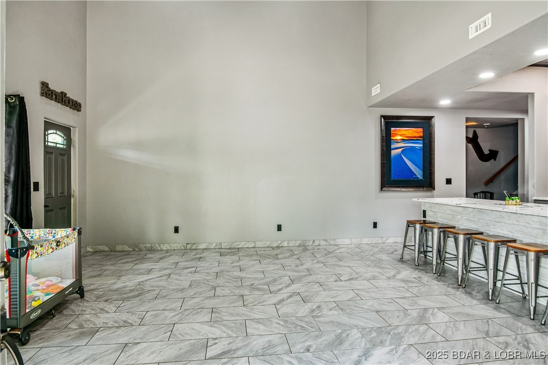 Linn Creek, Missouri 65052, United States, 4 Bedrooms Bedrooms, ,4 BathroomsBathrooms,Residential,Active,161250