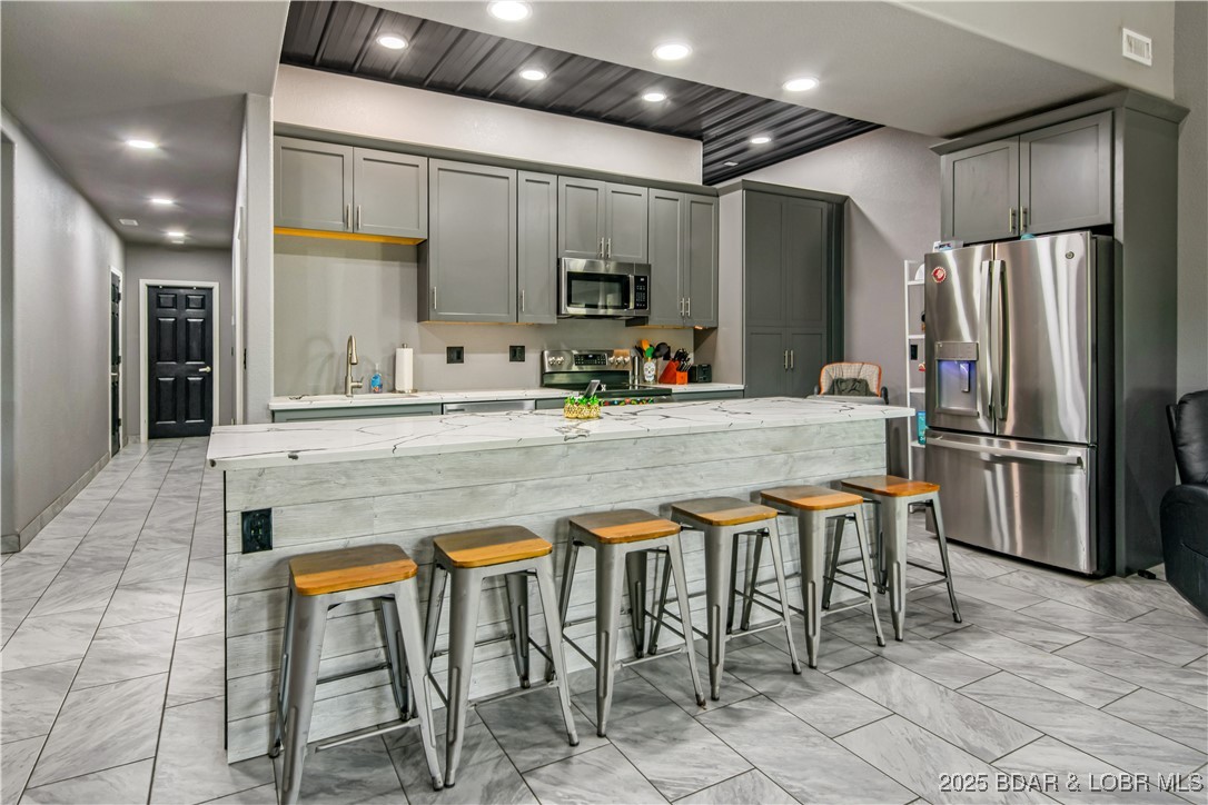 Linn Creek, Missouri 65052, United States, 4 Bedrooms Bedrooms, ,4 BathroomsBathrooms,Residential,Active,161250