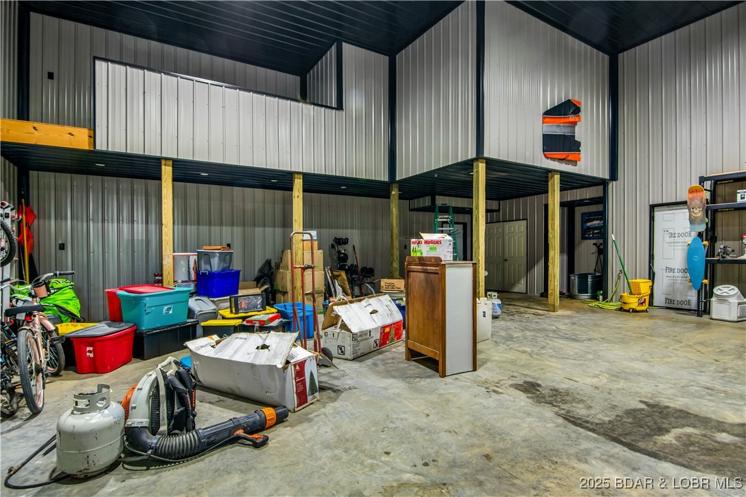 Linn Creek, Missouri 65052, United States, 4 Bedrooms Bedrooms, ,4 BathroomsBathrooms,Residential,Active,161250