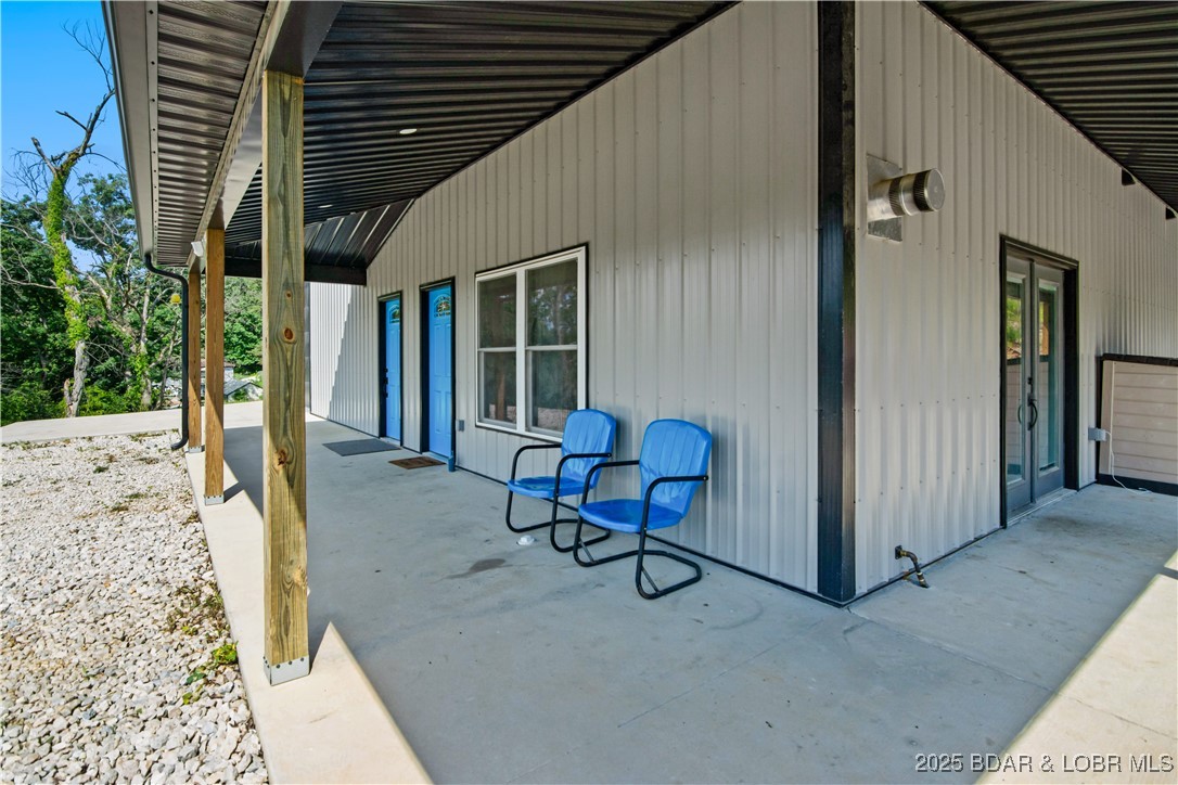 Linn Creek, Missouri 65052, United States, 4 Bedrooms Bedrooms, ,4 BathroomsBathrooms,Residential,Active,161250