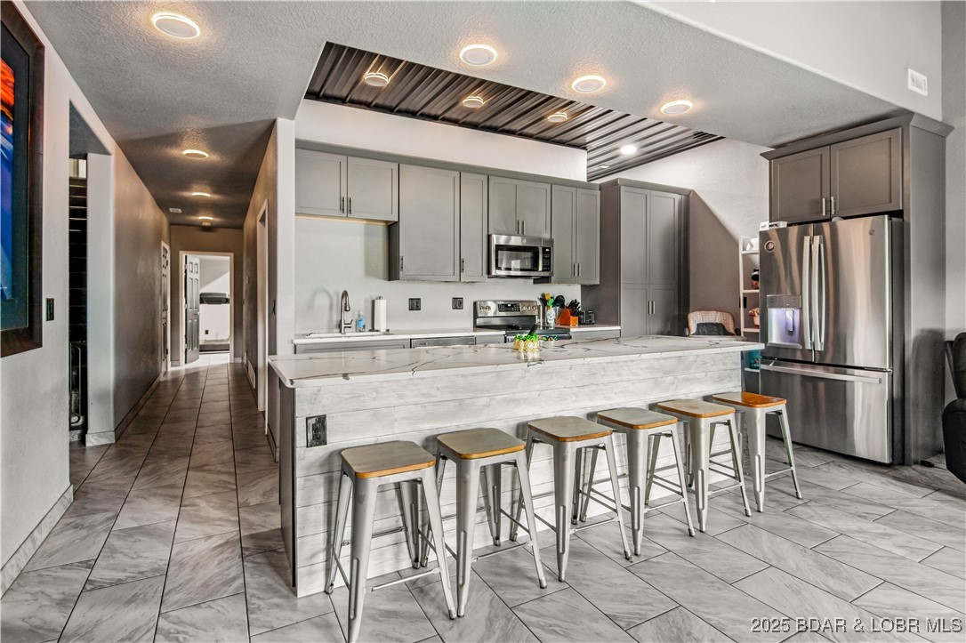 Linn Creek, Missouri 65052, United States, 4 Bedrooms Bedrooms, ,4 BathroomsBathrooms,Residential,Active,161250