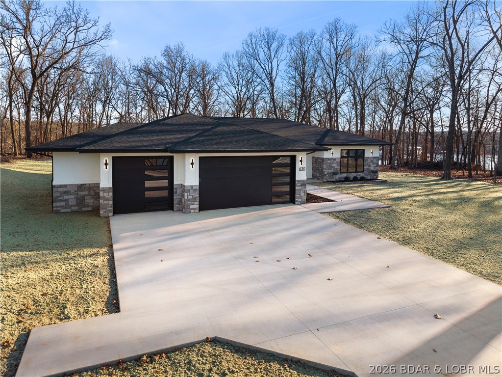 Grand Point - Residential