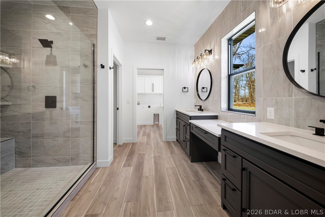 Grand Point - Residential