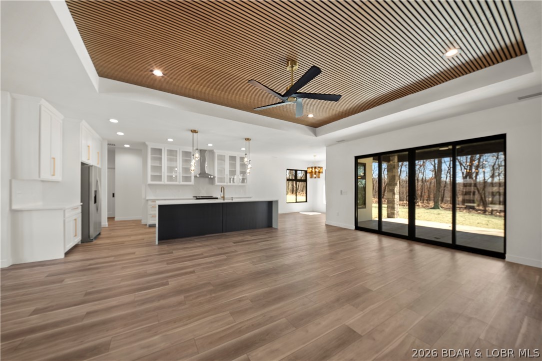 Grand Point - Residential