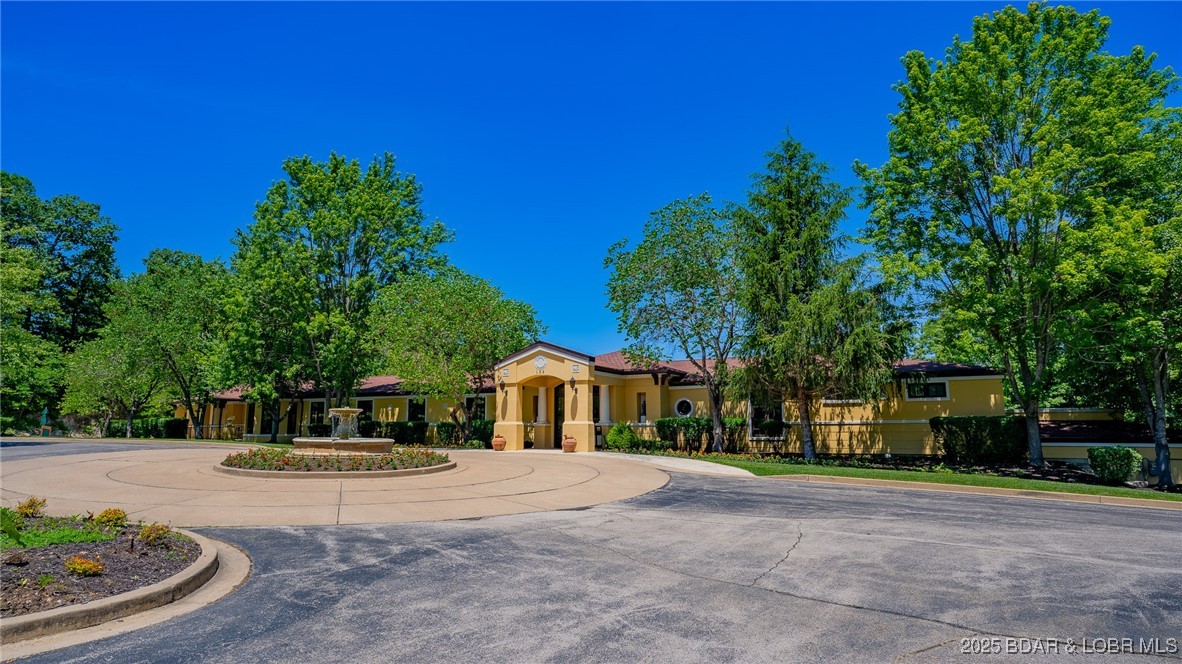 Private Quarters at Porto Cima - Residential