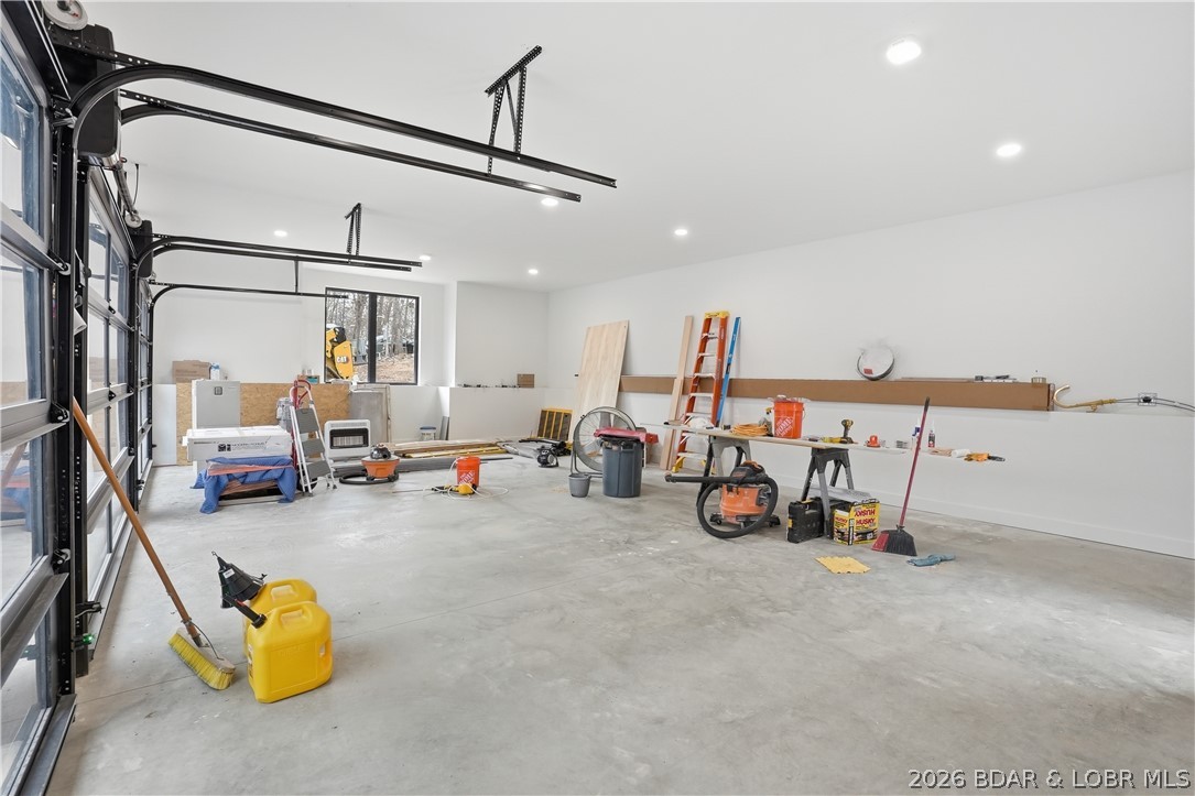 Grand Point No. 2 - Residential