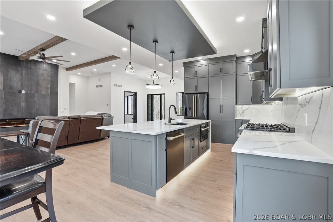 Grand Point No. 2 - Residential