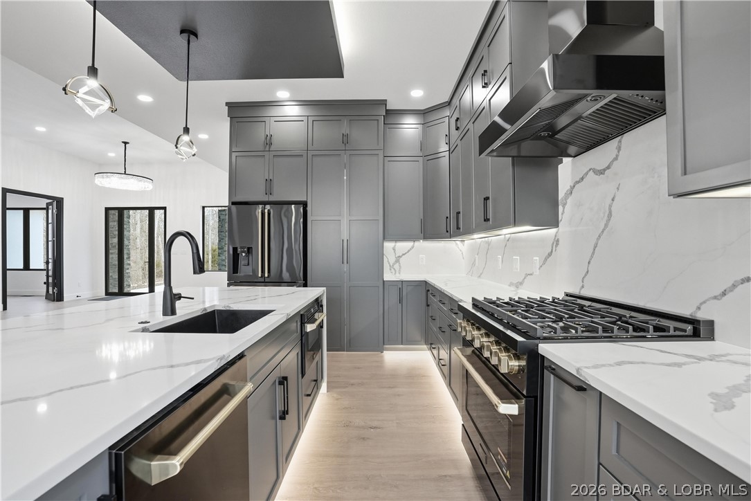 Grand Point No. 2 - Residential