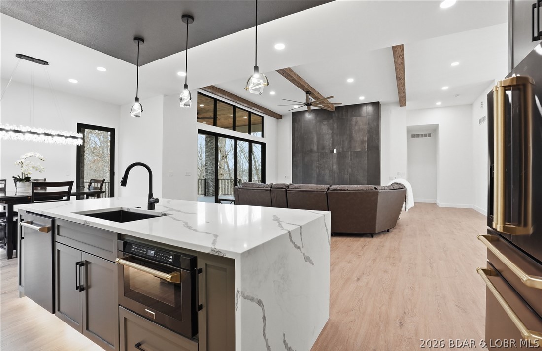 Grand Point No. 2 - Residential