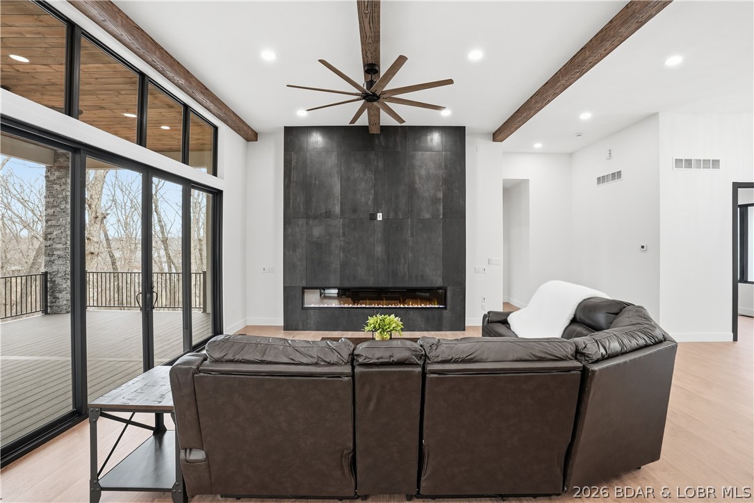 Grand Point No. 2 - Residential