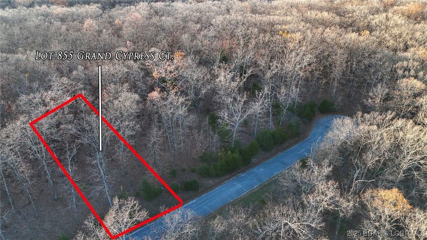 Discover the perfect place to build your dream home in the prestigious Porto Cima community at Lake of the Ozarks! Wonderful location just minutes from nearly everything the lake has to offer.  This private building lot offers not only a beautiful setting but also access to top-tier amenities.  With the recent removal of the toll on the Community Bridge, convenience and value go hand in hand. For those seeking extra space and privacy, the adjoining lot (MLS#3574769) is also available, allowing you to create a 1-acre estate tailored to your vision.  The neighborhood is a dream come true!