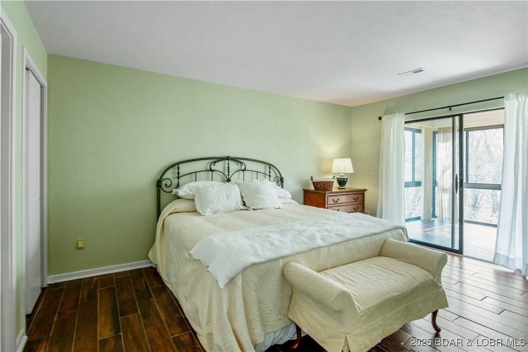 Lake Ozark, Missouri 65049, United States, 2 Bedrooms Bedrooms, ,2 BathroomsBathrooms,Residential,Active,98410