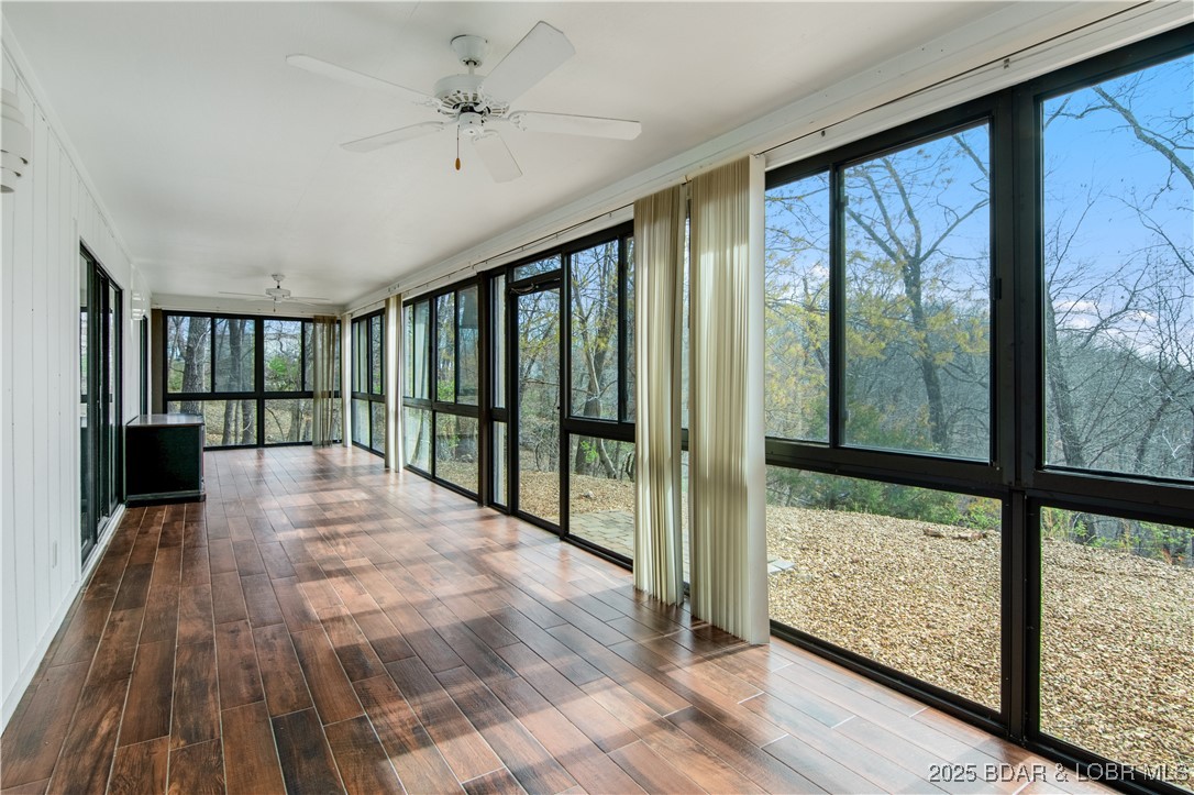 Lake Ozark, Missouri 65049, United States, 2 Bedrooms Bedrooms, ,2 BathroomsBathrooms,Residential,Active,98410