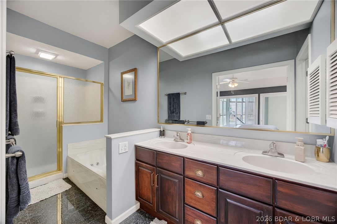 Shores Of Camelot Condominiums - Residential