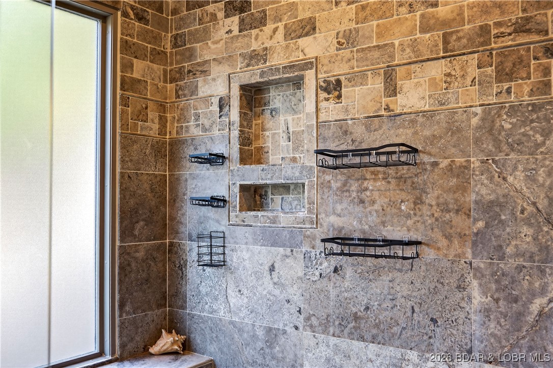 Palisades Point #4 - Residential