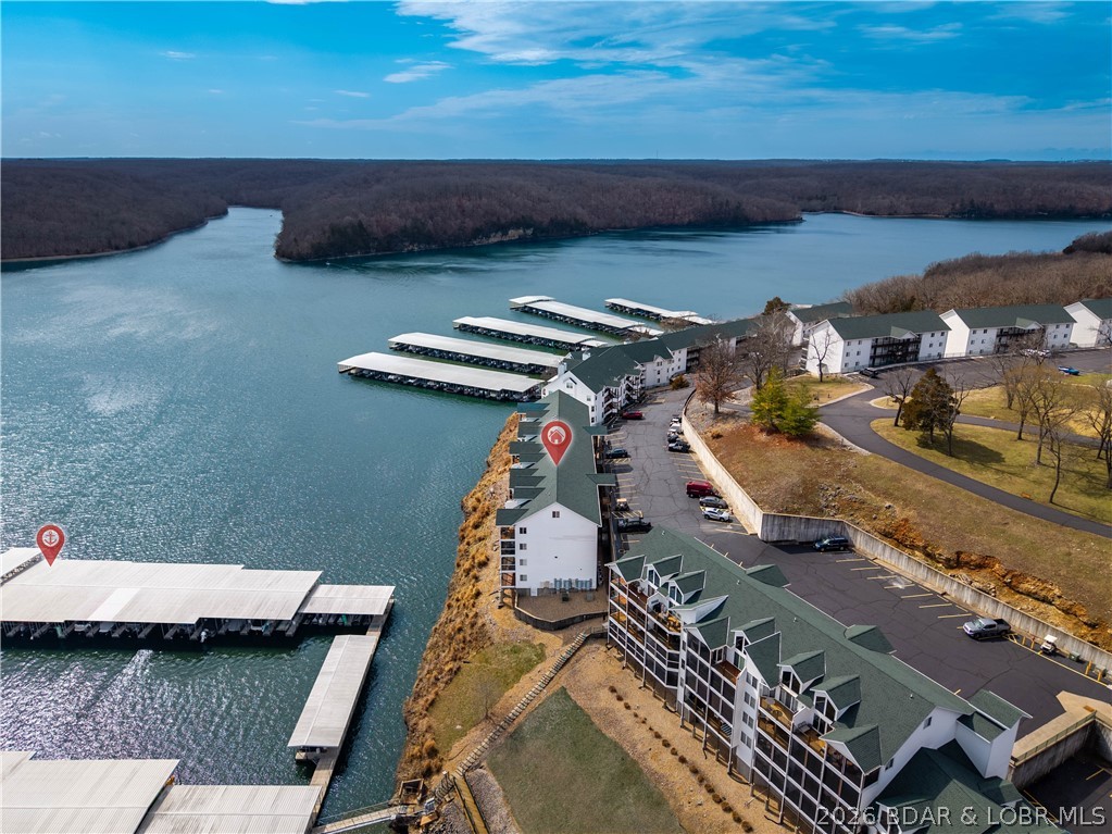 Park Place On The Lake - Residential