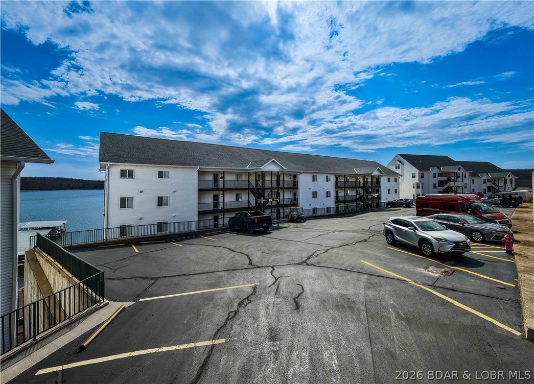 Park Place On The Lake - Residential