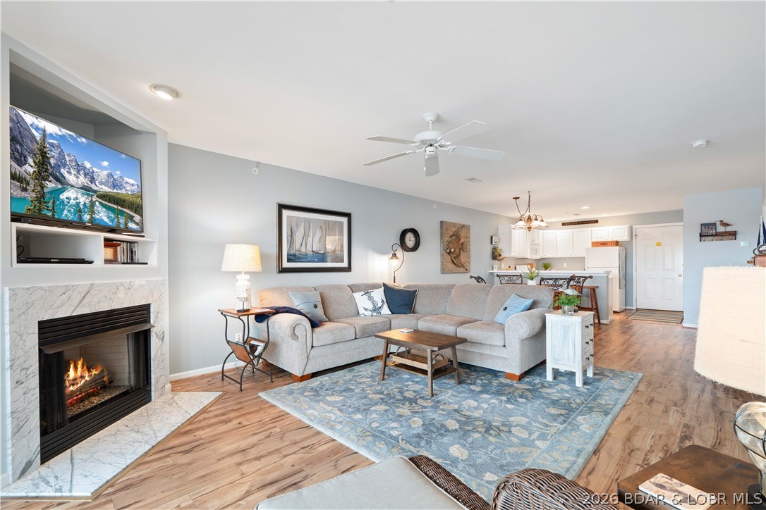 Park Place On The Lake - Residential