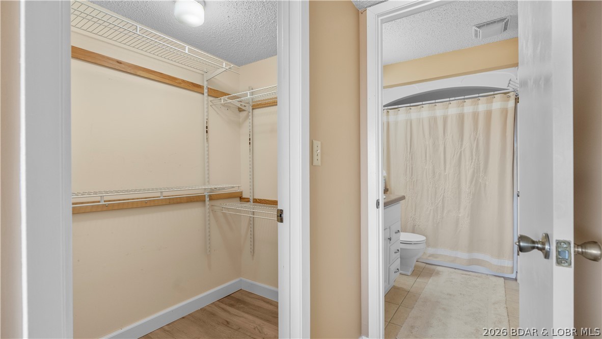 Waters Edge Condominium - Residential