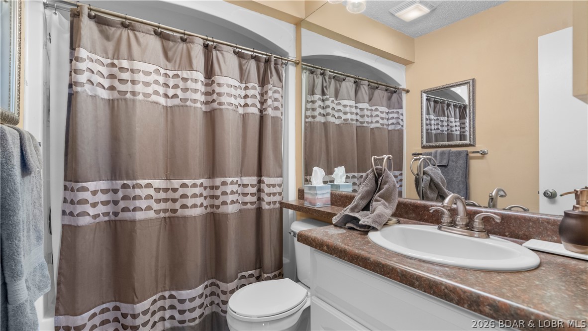 Waters Edge Condominium - Residential