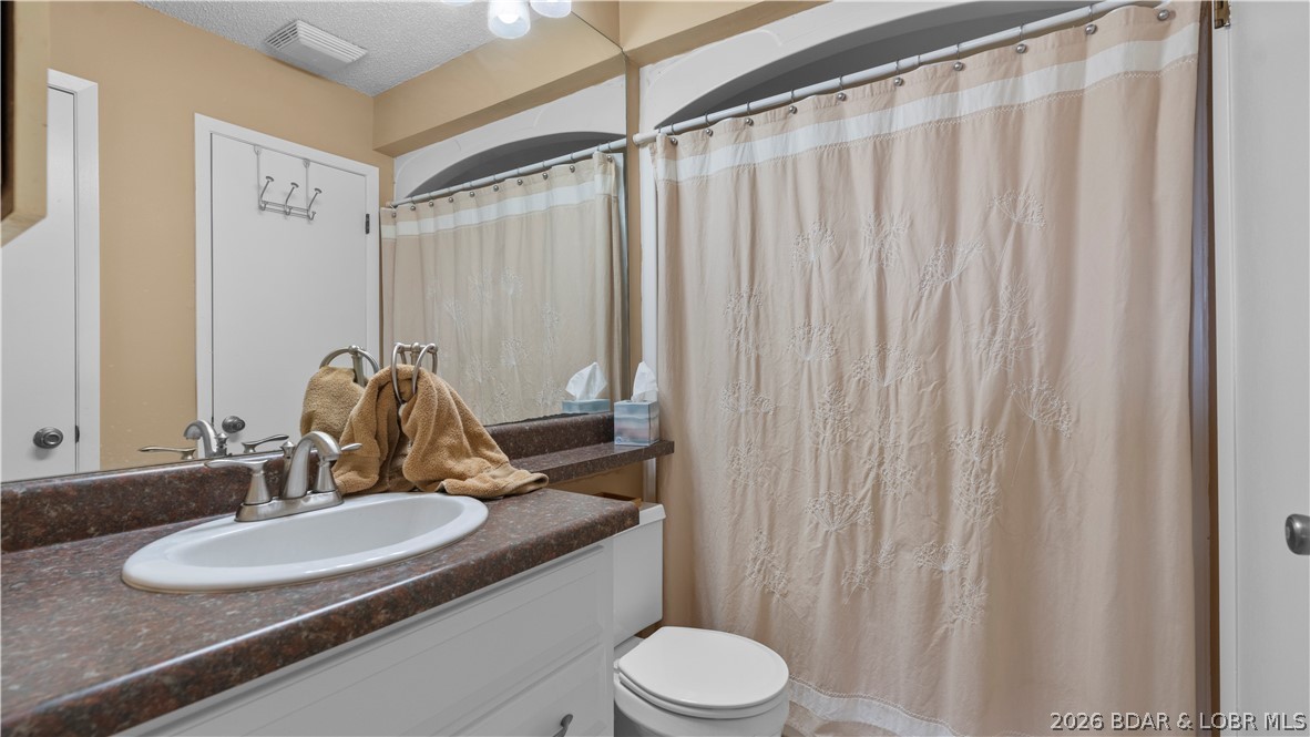 Waters Edge Condominium - Residential