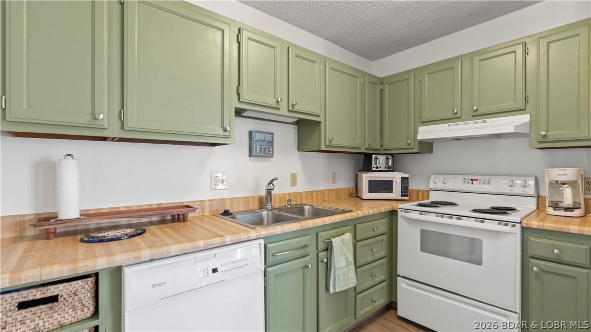 Waters Edge Condominium - Residential