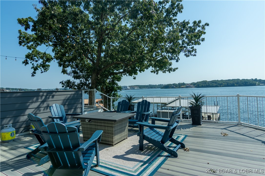 Sunrise Beach, Missouri 65079, United States, 4 Bedrooms Bedrooms, ,4 BathroomsBathrooms,Residential,Contingent,45417