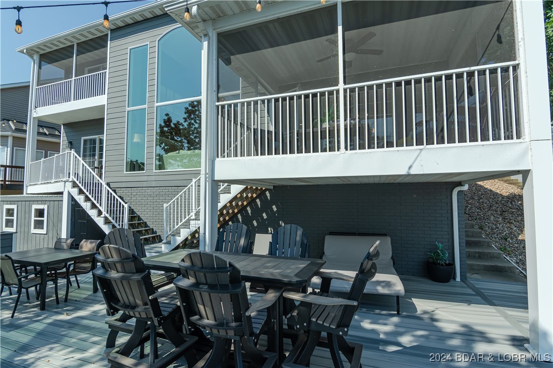 Sunrise Beach, Missouri 65079, United States, 4 Bedrooms Bedrooms, ,4 BathroomsBathrooms,Residential,Contingent,45417