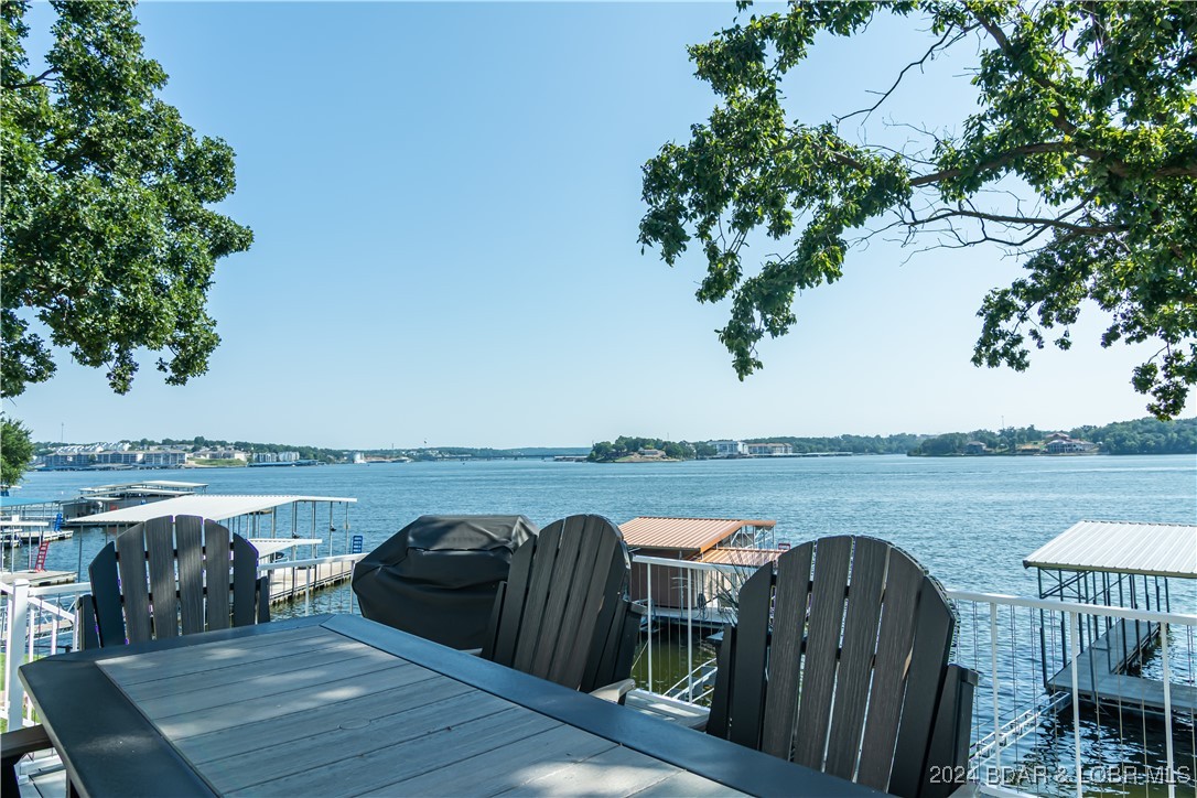 Sunrise Beach, Missouri 65079, United States, 4 Bedrooms Bedrooms, ,4 BathroomsBathrooms,Residential,Contingent,45417