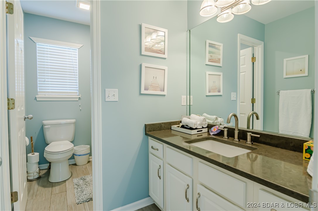 Sunrise Beach, Missouri 65079, United States, 4 Bedrooms Bedrooms, ,4 BathroomsBathrooms,Residential,Contingent,45417