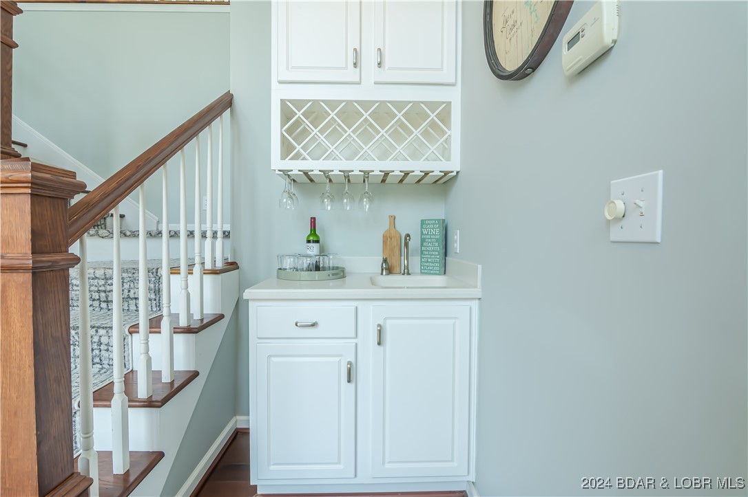 Sunrise Beach, Missouri 65079, United States, 4 Bedrooms Bedrooms, ,4 BathroomsBathrooms,Residential,Contingent,45417