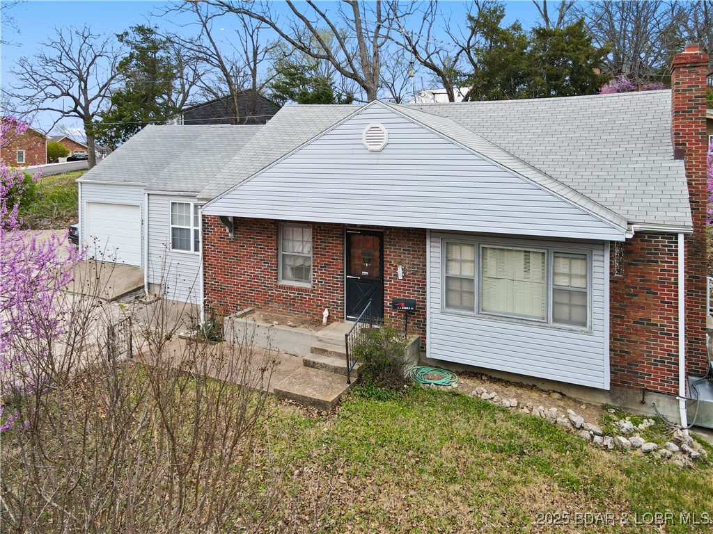 Lake Ozark, Missouri 65049, United States, 3 Bedrooms Bedrooms, ,2 BathroomsBathrooms,Residential,Contingent,102227