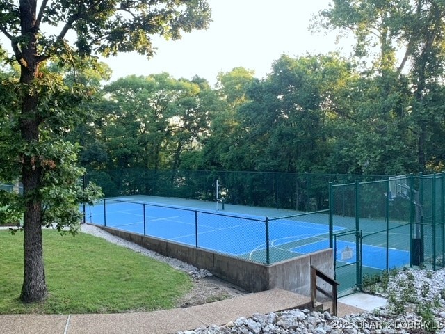 Cornett Cove No. 5 - Land