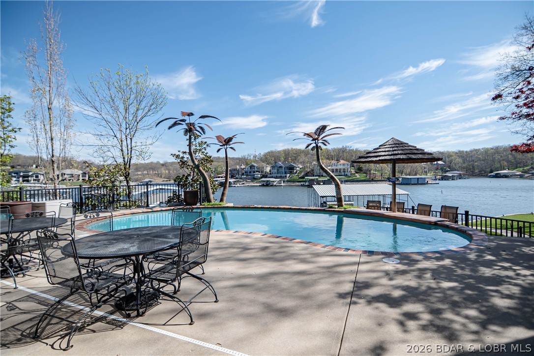 Forestridge Village At Shawnee - Residential