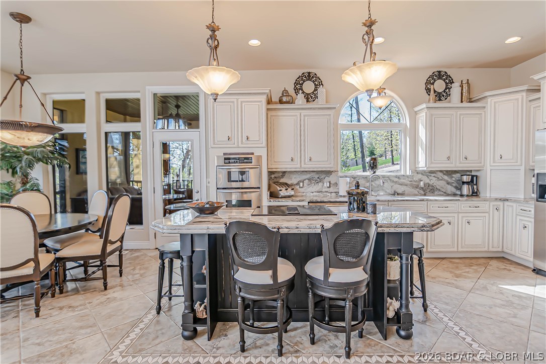 Forestridge Village At Shawnee - Residential
