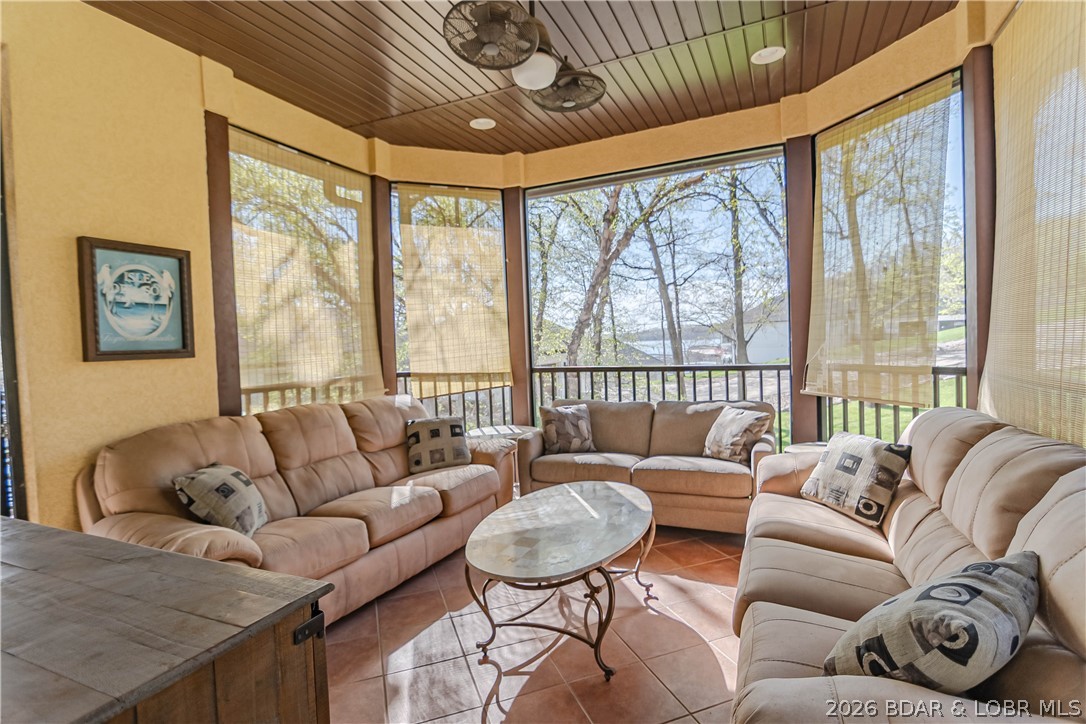 Forestridge Village At Shawnee - Residential