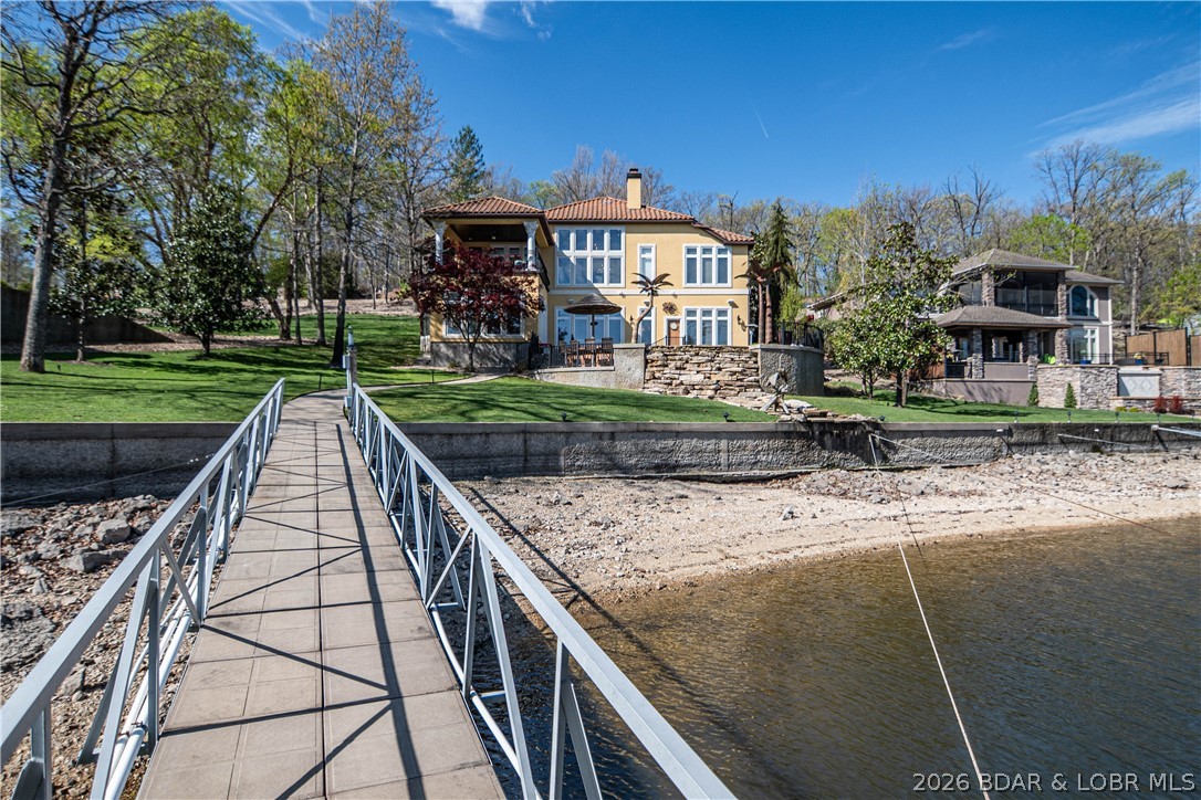 Forestridge Village At Shawnee - Residential