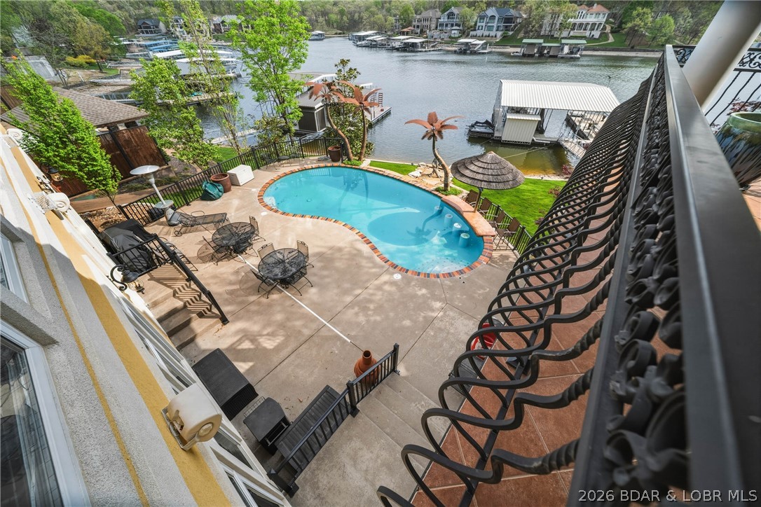Forestridge Village At Shawnee - Residential