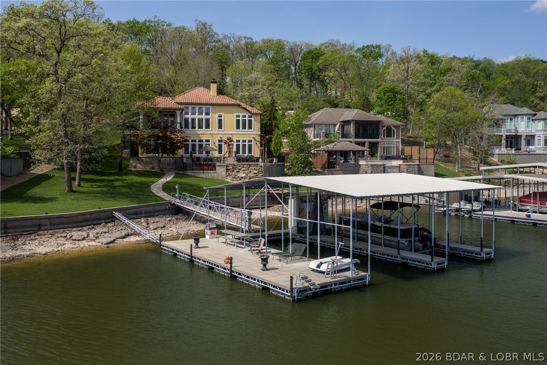 Forestridge Village At Shawnee - Residential