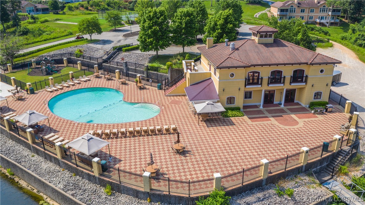 Heritage Isle #8 - Residential