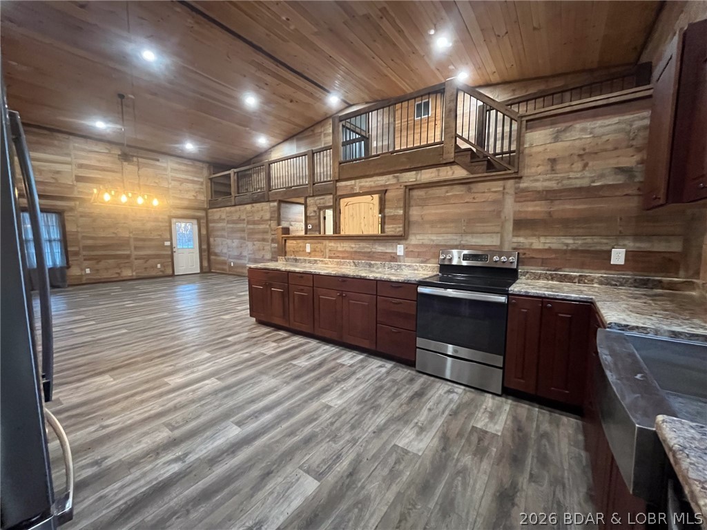 Forbes Lake of the Ozarks - Residential