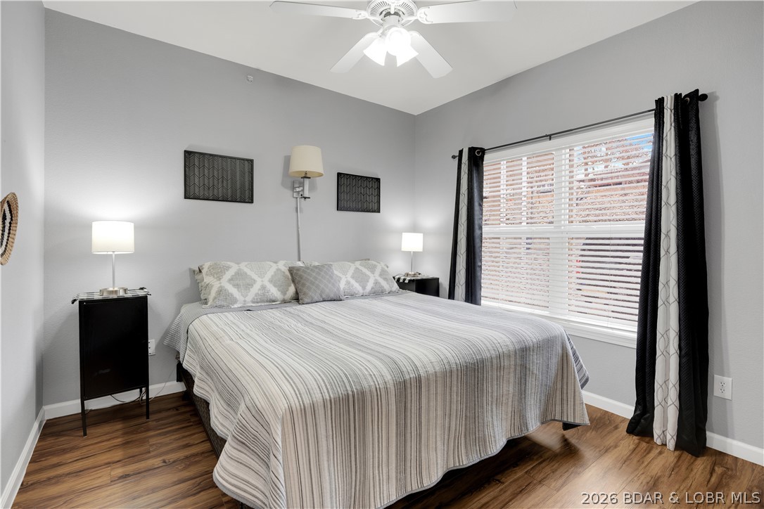 Robins at the Waters Edge Condominium - Residential